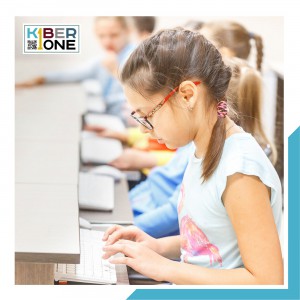 Наконец-то в Москве! - КИБЕРшкола программирования для детей, компьютерные курсы для школьников, начинающих и подростков - KIBERone г. Бор