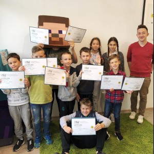 Самая новая и самая крутая локация Екатеринбурга на ул. Московская, 77 открыта! - КИБЕРшкола программирования для детей, компьютерные курсы для школьников, начинающих и подростков - KIBERone г. Бор